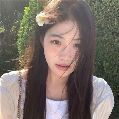 榆木湖边的房子